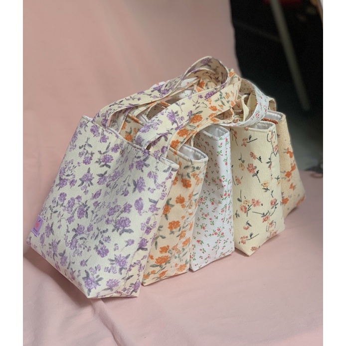 Túi xách hoạ tiết hoa MADEBYTIM