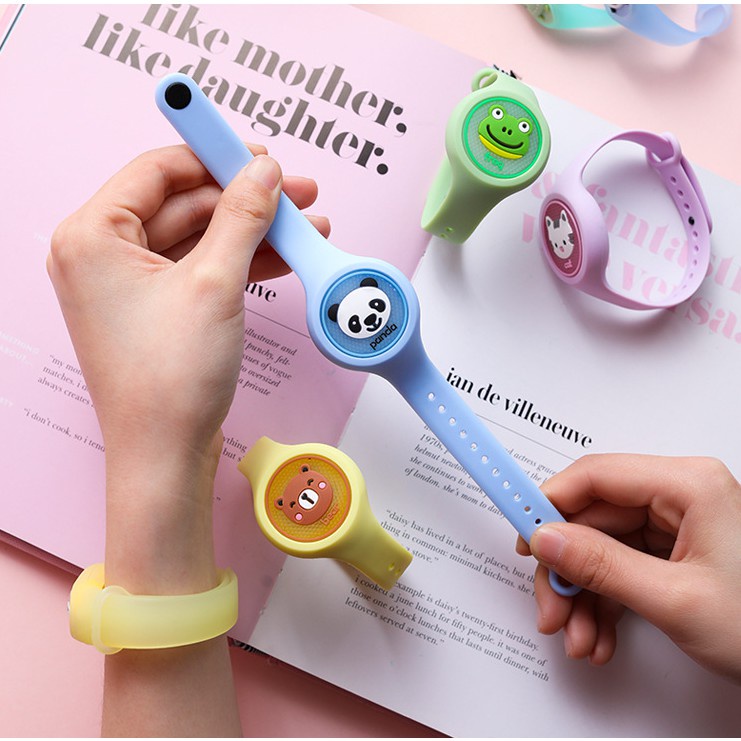 Đồng hồ đuổi muỗi, vòng tay đuổi muỗi tinh dầu thơm dễ chịu an toàn cho bé