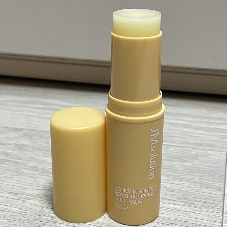 Sáp dưỡng da đa năng dạng thỏi JM solution Water Luminous SOS Ringer Multi Balm Black 10g