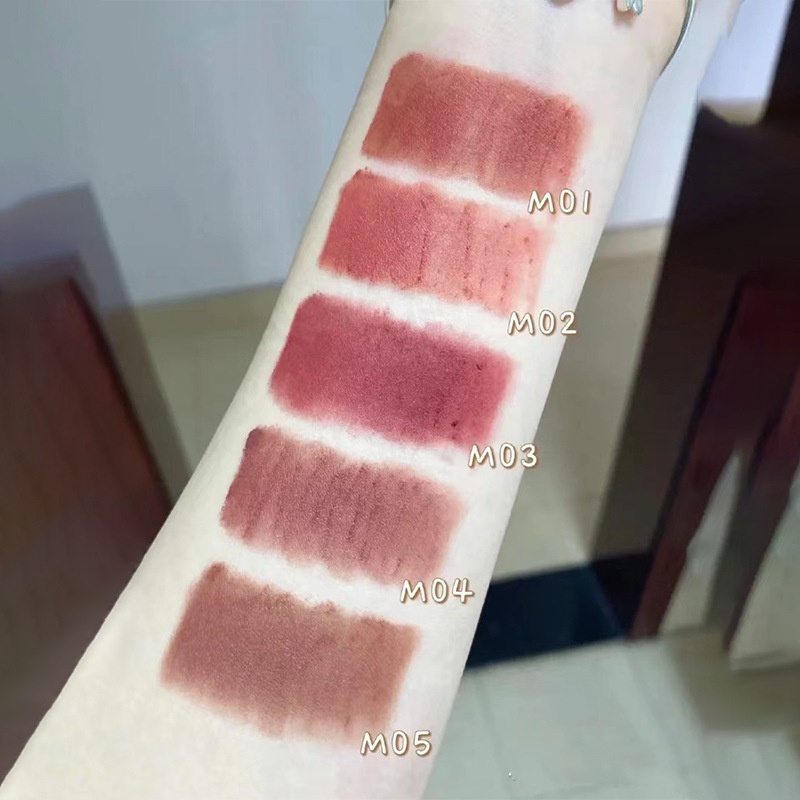 [Hàng mới về] Son môi kháng nước thiết kế vỏ màu trắng thời trang