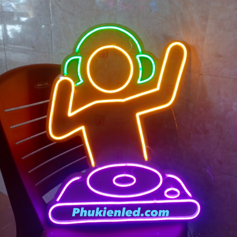 Đèn led neon hình DJ cực hot - trang trí tường nhà, quán bar, phòng game, phòng thu,.... - Phukienled