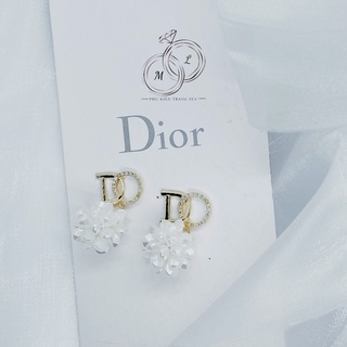 Khuyên tai Dior chất liệu vàng non