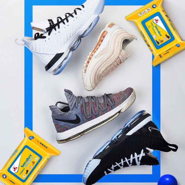 ] HỘP 30 GIẤY ƯỚT LAU GIÀY THẦN THÁNH