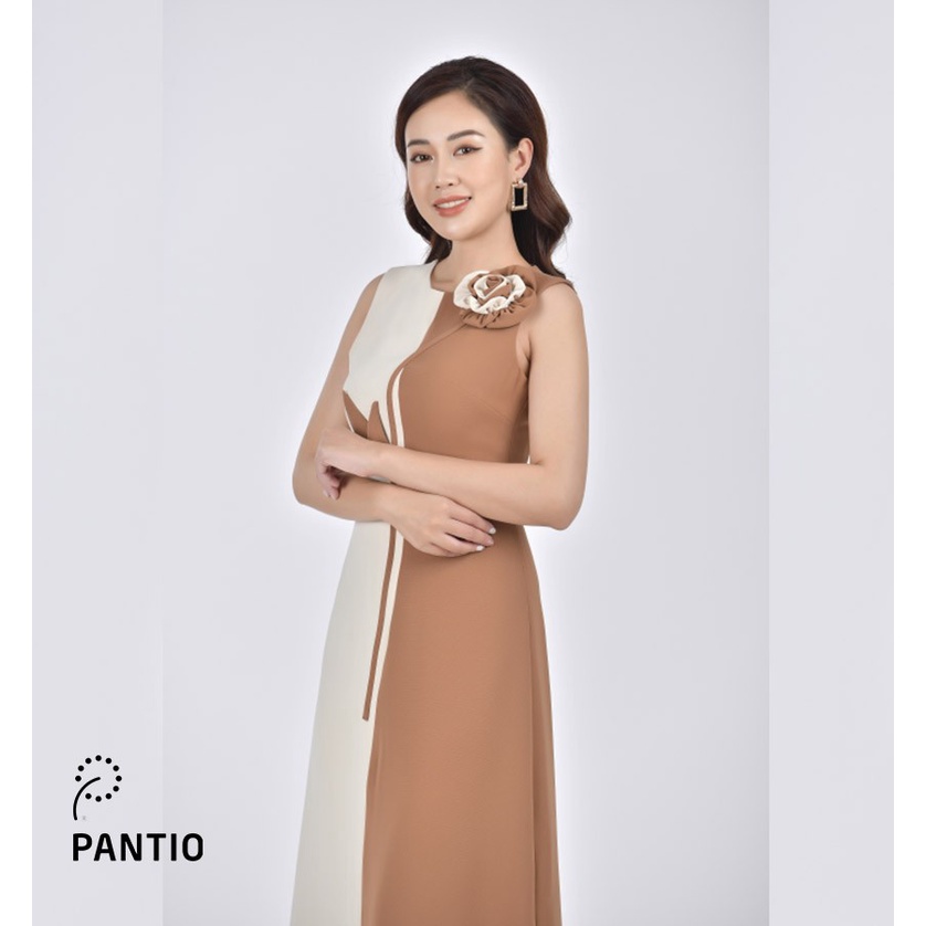 Đầm dạo phố đính hoa cách điệu FDP92632 - PANTIO