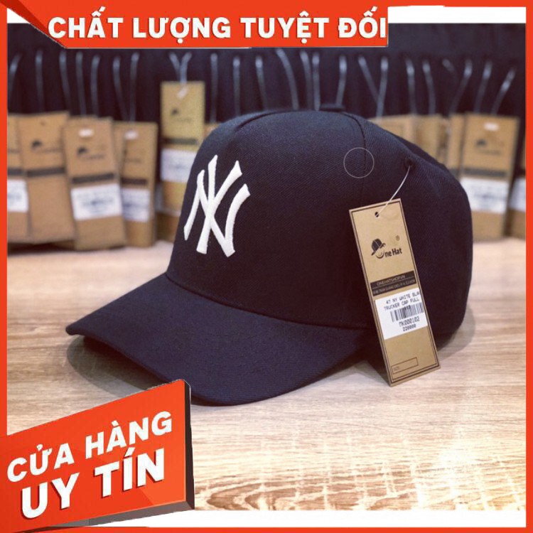 Nón NY trucker cap logo trắng