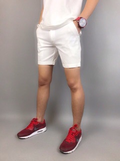 Quần short kaki nam form ngắn