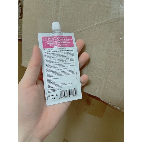 1 gói dưỡng trắng da, chống nắng GARNIER dạng sữa thái lan | BigBuy360 - bigbuy360.vn