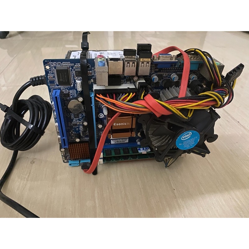 [Xả kho giá gốc còn 1sp] bộ pc giá rẻ win7 bản quyền cpu e8400 g31 ram 4gb rom 80gb | BigBuy360 - bigbuy360.vn