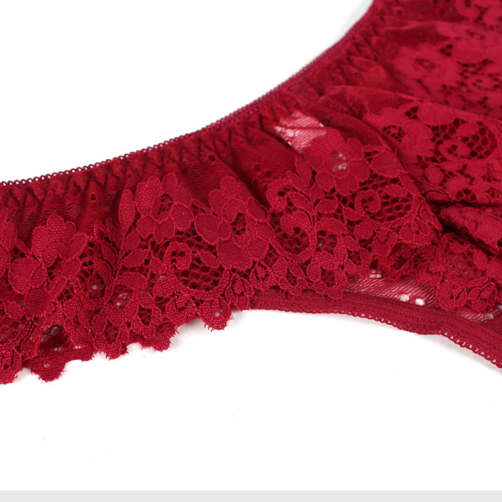 Quần lót lọt khe bằng ren xuyên thấu phong cách gợi cảm quyến rũ cho nữ