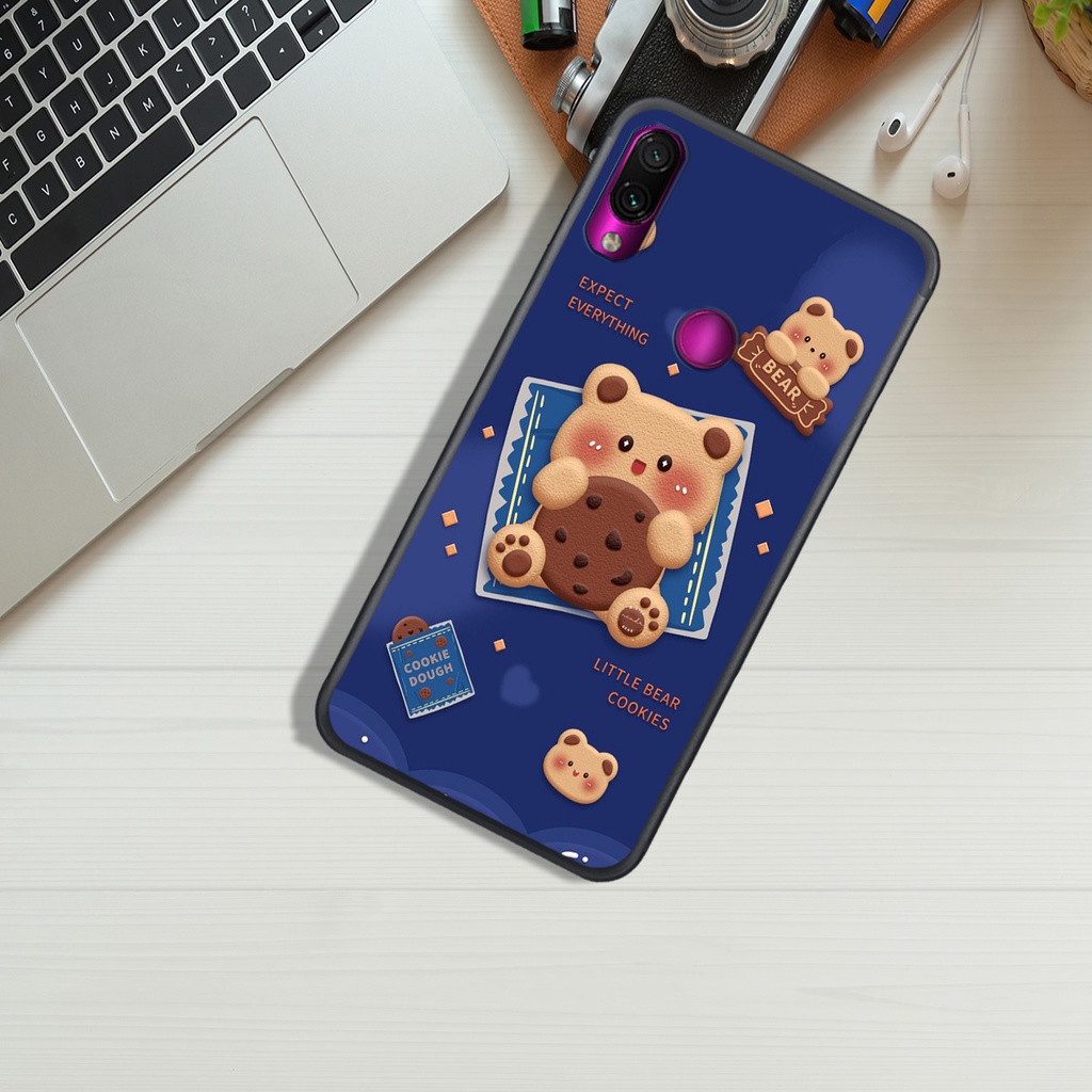 ỐP LƯNG XIAOMI REDMI 7 - REDMI NOTE 7 - REDMI NOTE 7 PRO  , IN HÌNH GẤU NÂU CHOCOLATE ĐÁNG YÊU.