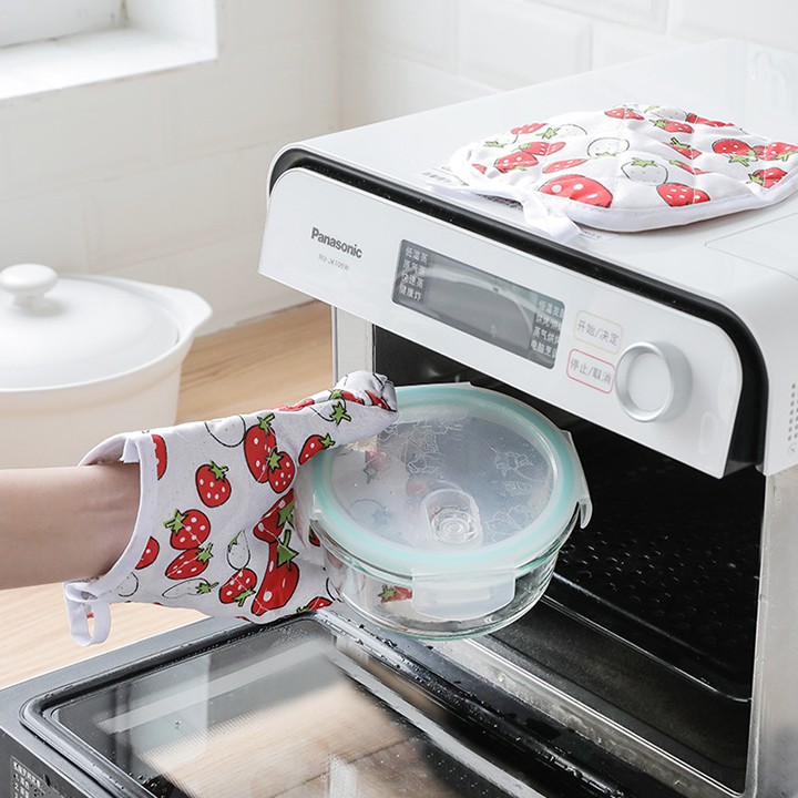 Gang tay nhà bếp cách nhiệt bắc nồi chống nóng vải dày giúp bạn an toàn khi bắc nồi thức ăn đang nóng