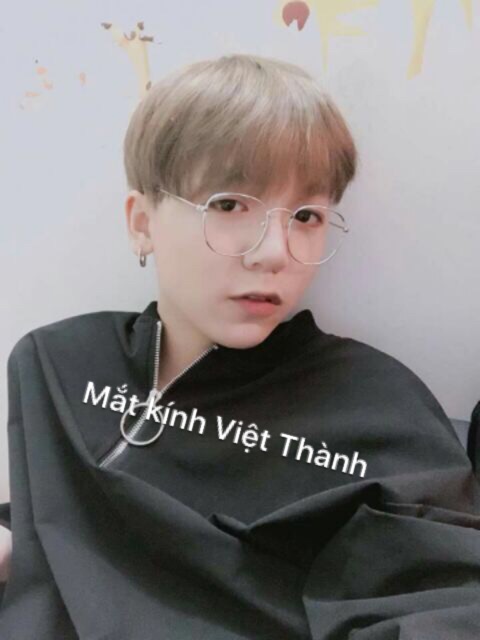 Kính teen mảnh (có hộp )