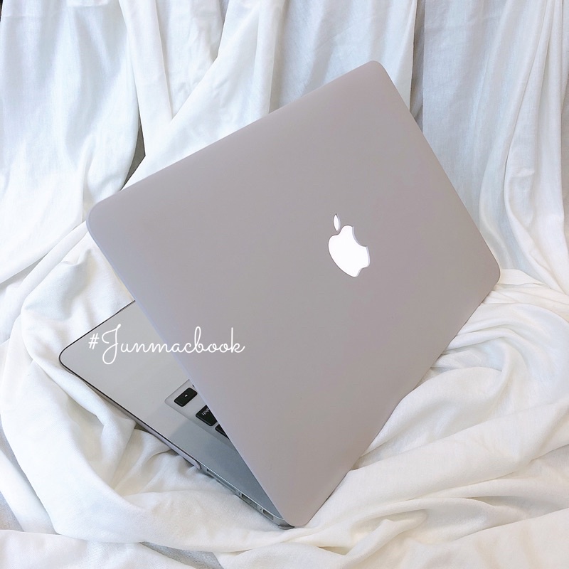 Ốp macbook khoét táo