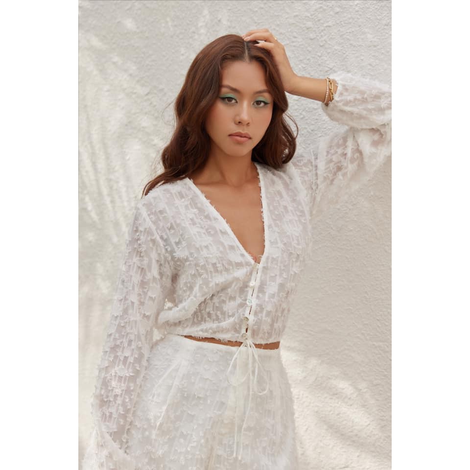 Nene Clothing - Playsuit trắng tay dài