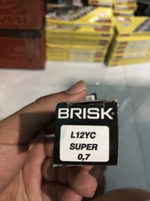 Bugi Brisk Super chân đồng cho Xipo - xe 2T Brisk nhập khẩu Thụy Điển