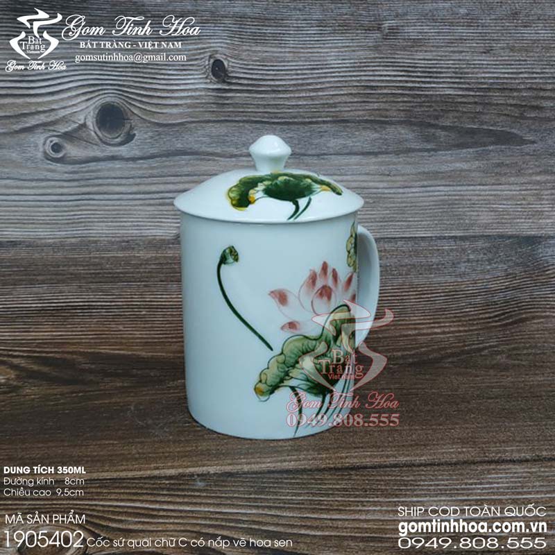 Cốc sứ có nắp vẽ hoa sen màu gốm sứ Bát Tràng