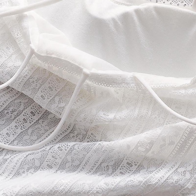 Bra hai dây ren đen- trắng
