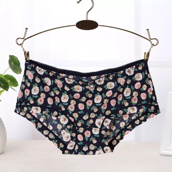 [Mã 12FASHIONSALE1 giảm 10K đơn 50K] Quần Lót Đúc Su Hoa Điều Hoà Cao Cấp ( 45-58kg ) 99045 | BigBuy360 - bigbuy360.vn