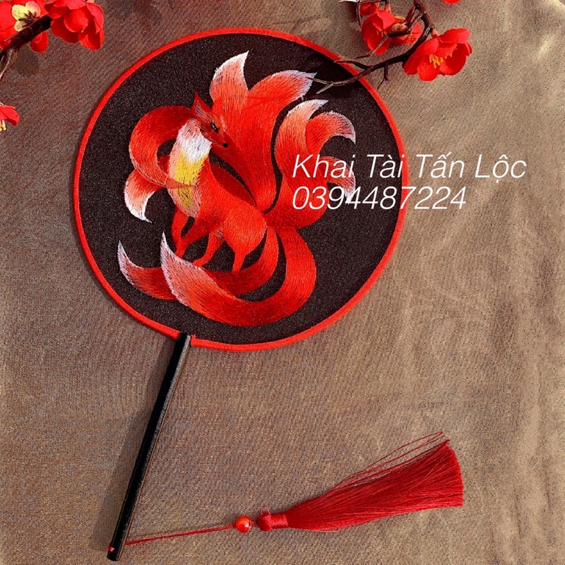 Quạt tròn cổ trang Tô Châu thêu 2 mặt hỏa hồ ly - hồ ly 9 đuôi đỏ