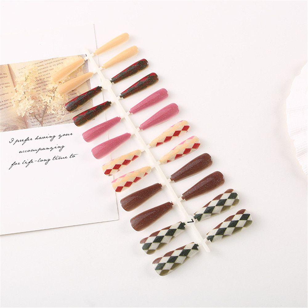 Set 24 Móng Tay Giả Bằng Nhựa ABS Họa Tiết Hoa Thời Trang