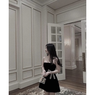 ĐẦM ỐNG ĐEN ĐÍNH NƠ EO