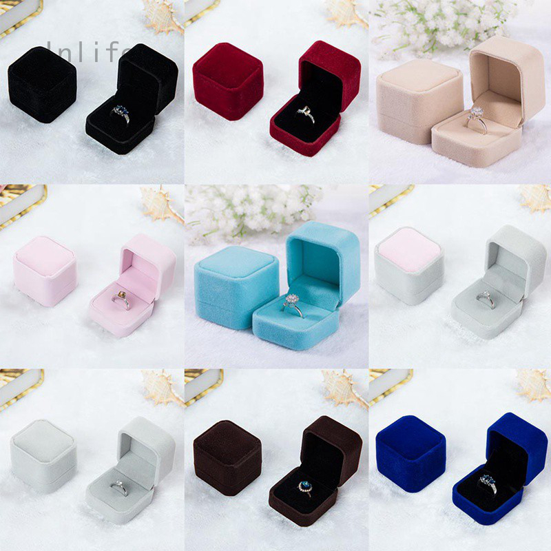 Hộp đựng nhẫn cưới/ đồ trang sức bằng nhung sang trọng