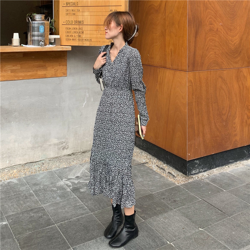 Đầm Midi Tay Dài Hoạ Tiết Hoa Phong Cách Retro 37945