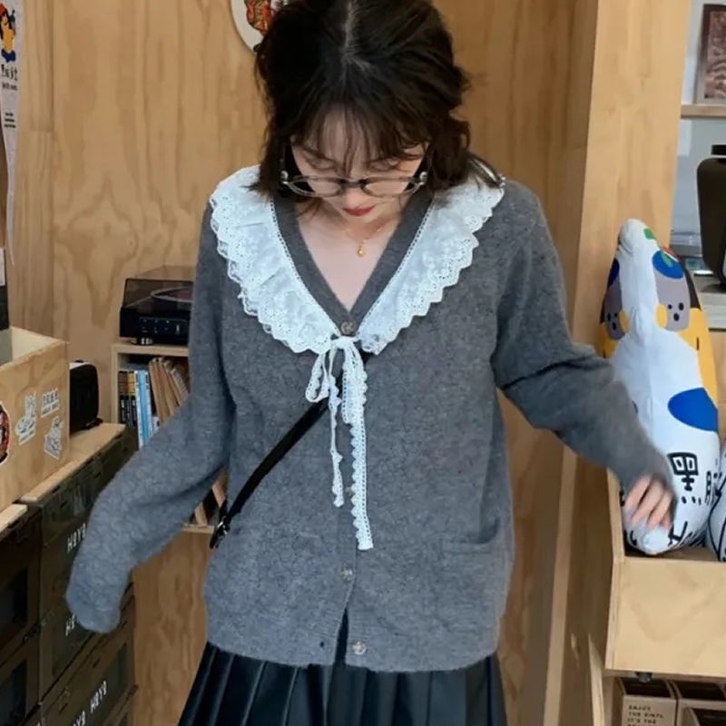 Áo khoác cardigan dệt kim dáng rộng phối ren thời trang thu đông cho nữ ins2021