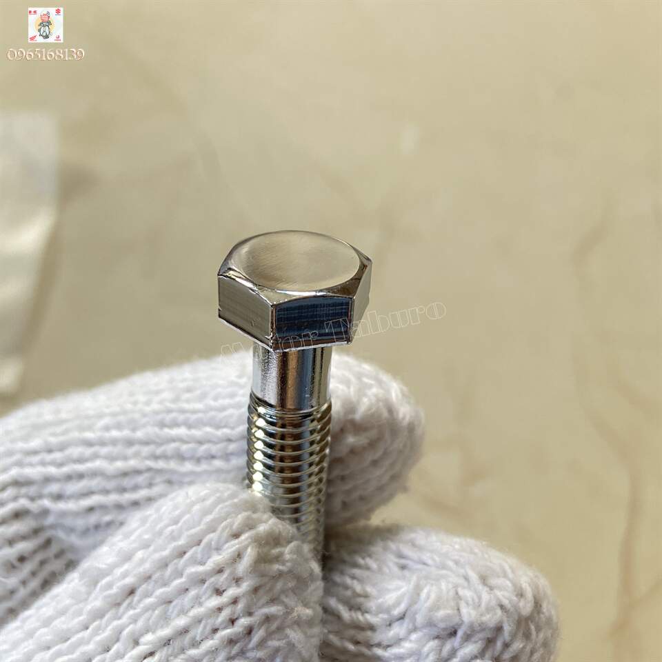 Ốc 8 li dài 32mm, xi bóng