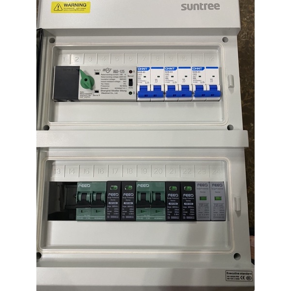 Bộ tủ điện mặt trời 2mppt dành cho hệ thống hybrid hoà lưới có lưu trữ.