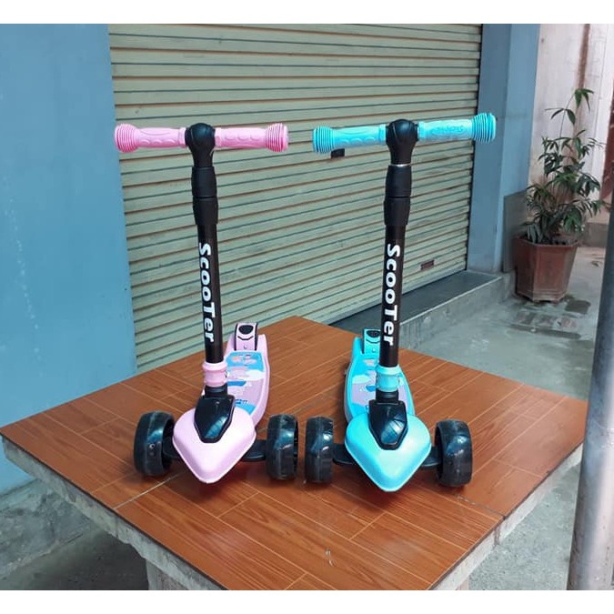 Xe trượt Scooter Bánh to hàng Cao cấp (có giảm xóc + phanh chân + điều chỉnh cao thấp)