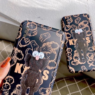 ỐP LƯNG IPHONE- ỐP IDM KAWS CHỐNG BẨN
