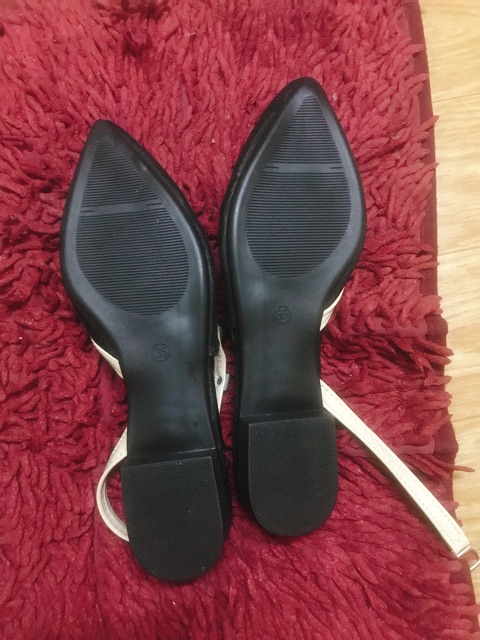 Còn 1 đôi size 35 xả nốt giá rẻ 115k