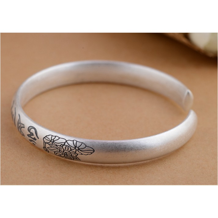 VÒNG TAY KHẮC OM MANI PADME HUM TÂY TẠNG - VT240