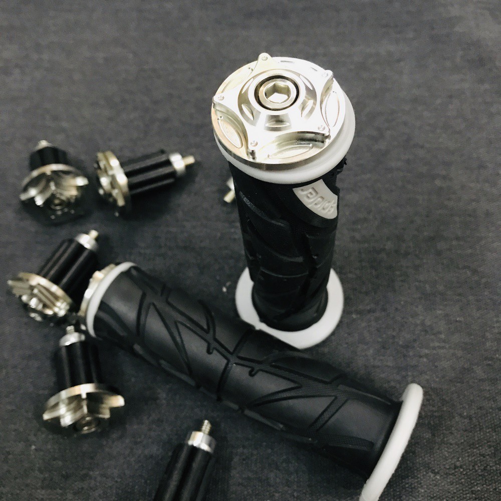 [XẢ KHO] COMBO Gù xe máy inox SALAYA cùng bao tay SPIDER màu đen siêu êm mềm mại phượt xuyên việt