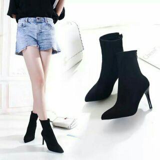 Boot lửng gót nhọn 9 phân có lót loing fullbox