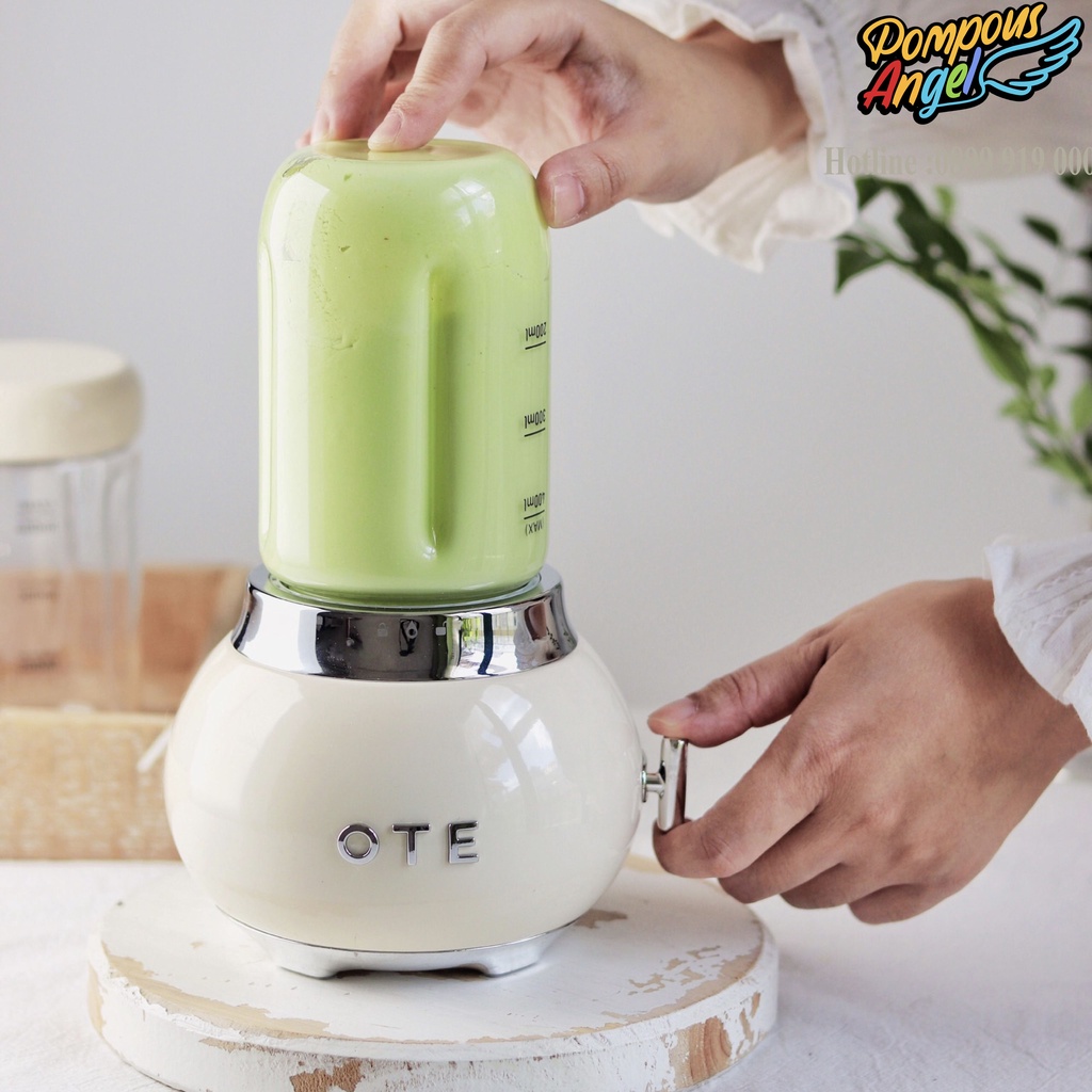 Máy xay sinh tố mini dáng cổ điển cầm tay OTE đủ màu xanh/trắng/hồng , decor trang trí ,bảo hành 12 tháng