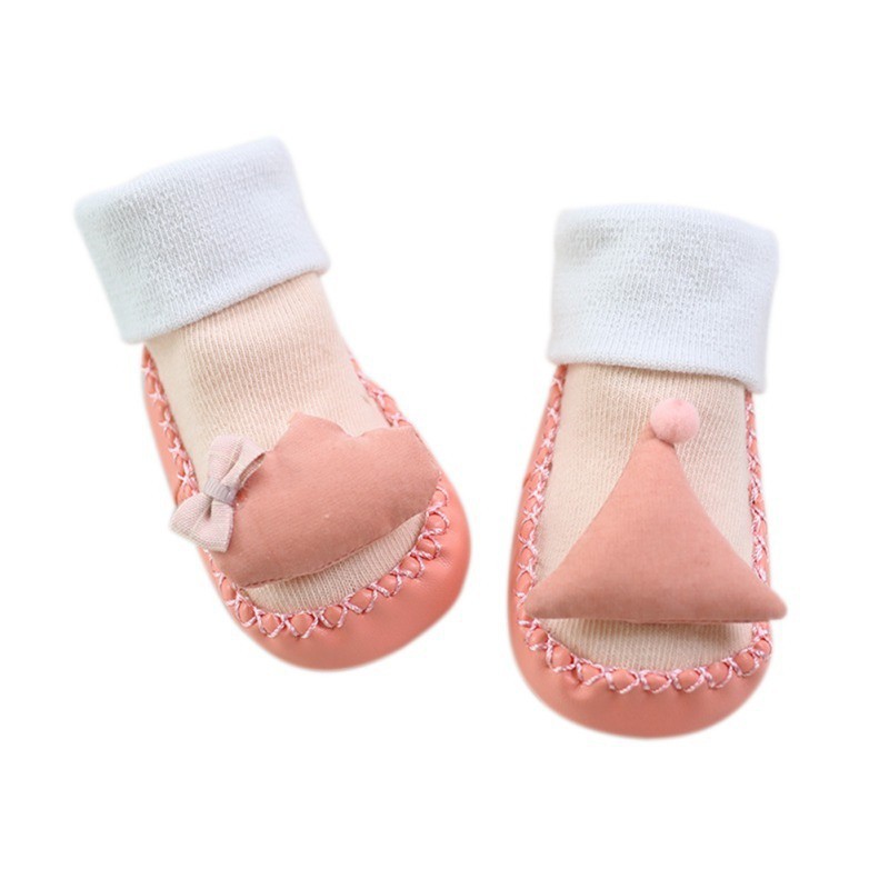 Đôi tất chân cotton mềm mại chống trượt dễ thương cho bé