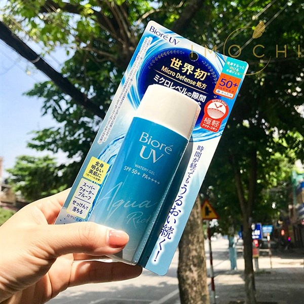 Kem chống nắng Biore UV Aqua Rich Watery