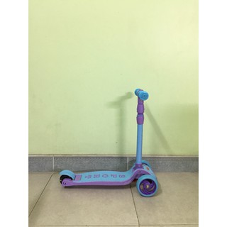 Xe scooter năng động 609