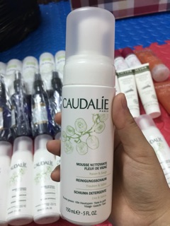Sữa rửa mặt dạng bọt Caudalie 150ml