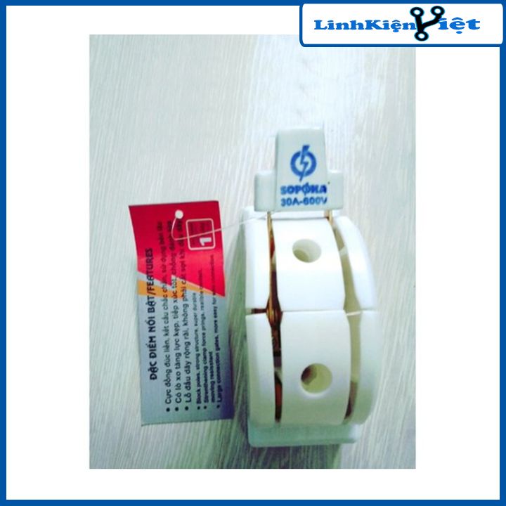 Cầu dao đế sứ đảo chiều 2 pha / 3 pha 30A-600V SOPOKA