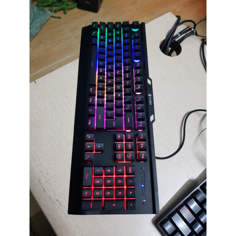 Bàn phím gaming giả Cơ Fuhlen, Dareu LK145, Newmen cũ các hãng  - đèn LED 7 màu xuyên Key Cap chơi đêm -GAMING KEYBOAD