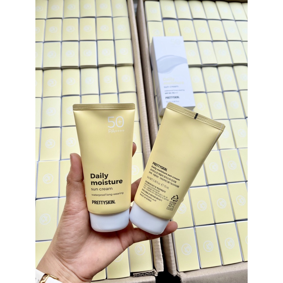 Kem Chống Nắng Dưỡng Ẩm Hằng Ngày Daily Moisture Prettyskin Vàng