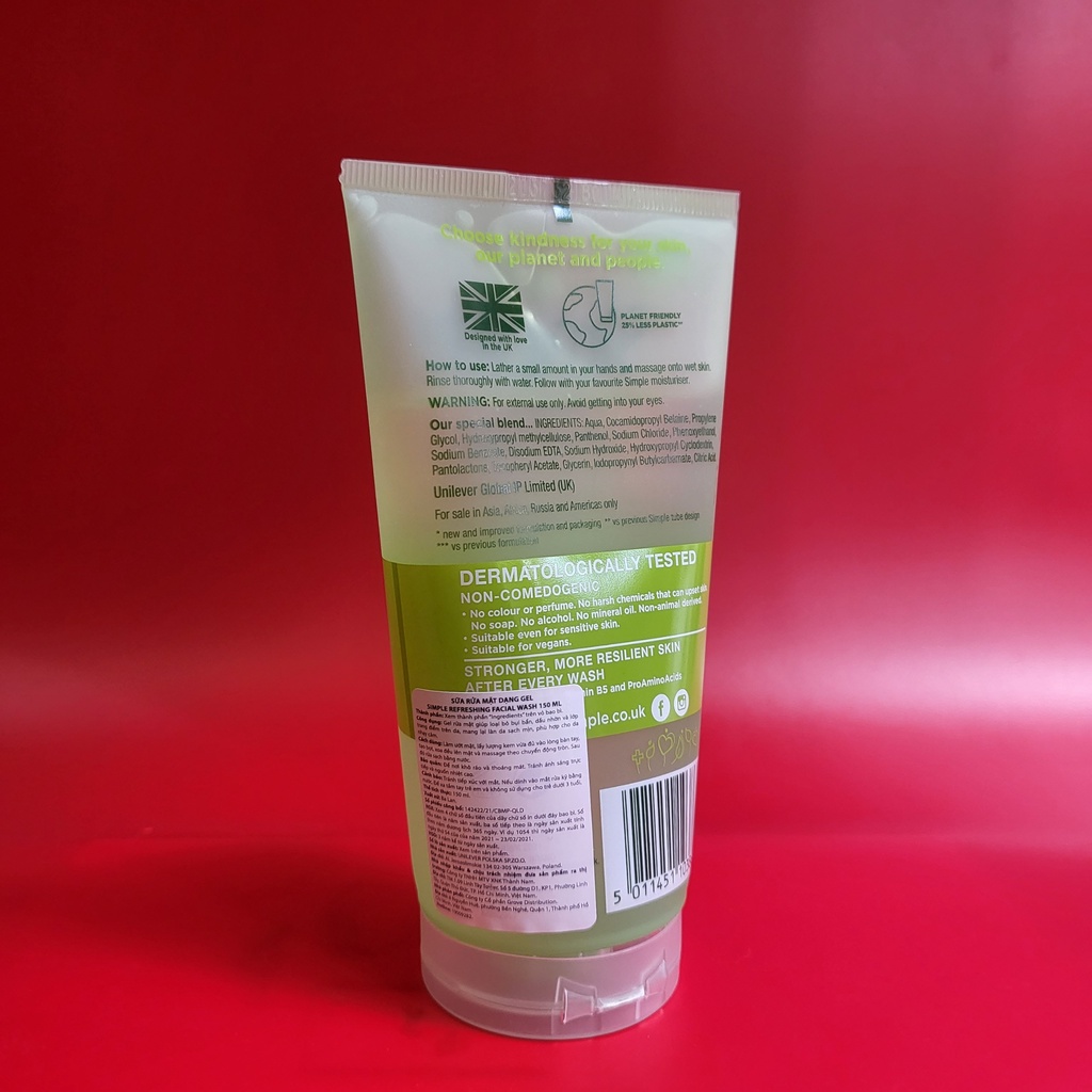 Sữa rữa mặt dạng gel - Simple Kind To Skin Refreshing Facial Wash Gel
