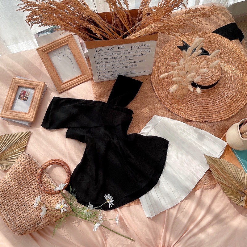 Set áo rớt vai + chân váy xếp ly | BigBuy360 - bigbuy360.vn