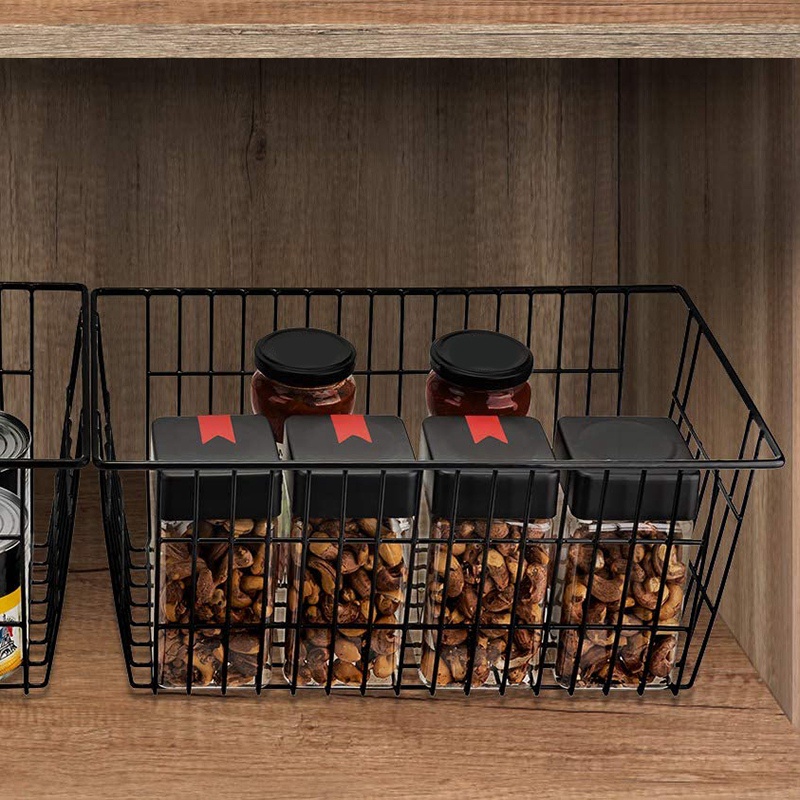 Bộ 2 Giỏ Đựng Đồ Bằng Dây Kim Loại Có Tay Cầm Màu Đen Tiện Dụng Cho Nhà Nông Trại