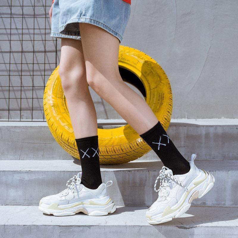 Vớ Cotton Cổ Cao Màu Trơn In Chữ Xx Thời Trang Nam Nữ