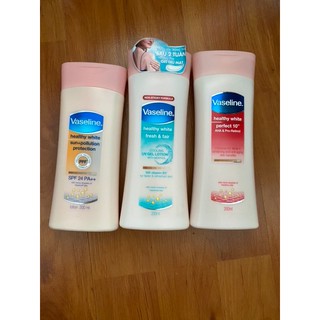 Sữa dưỡng thể trắng da Vaseline 200ml
