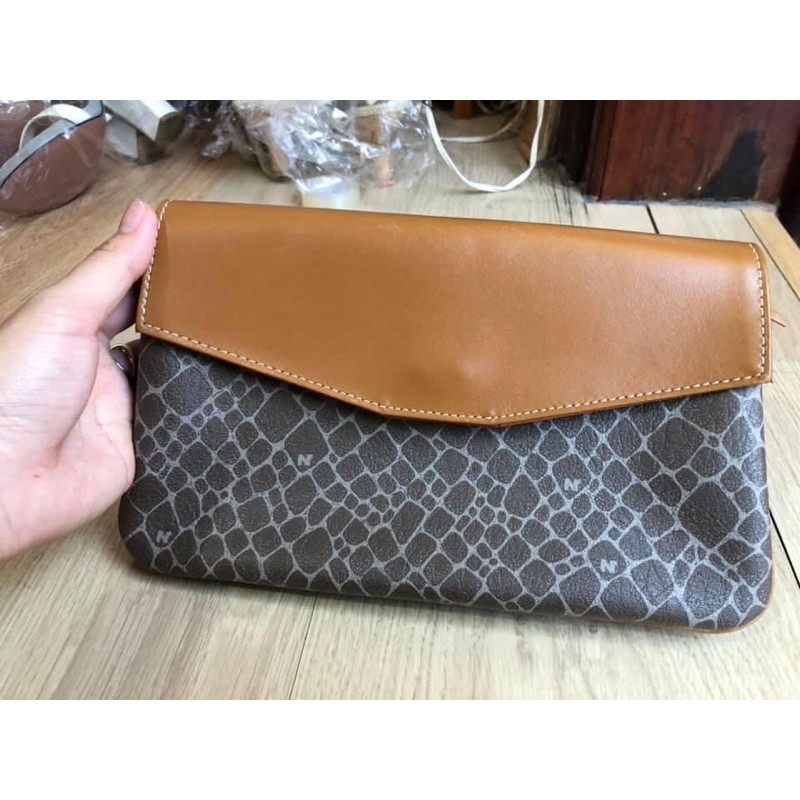 Clutch nina ricci like new
